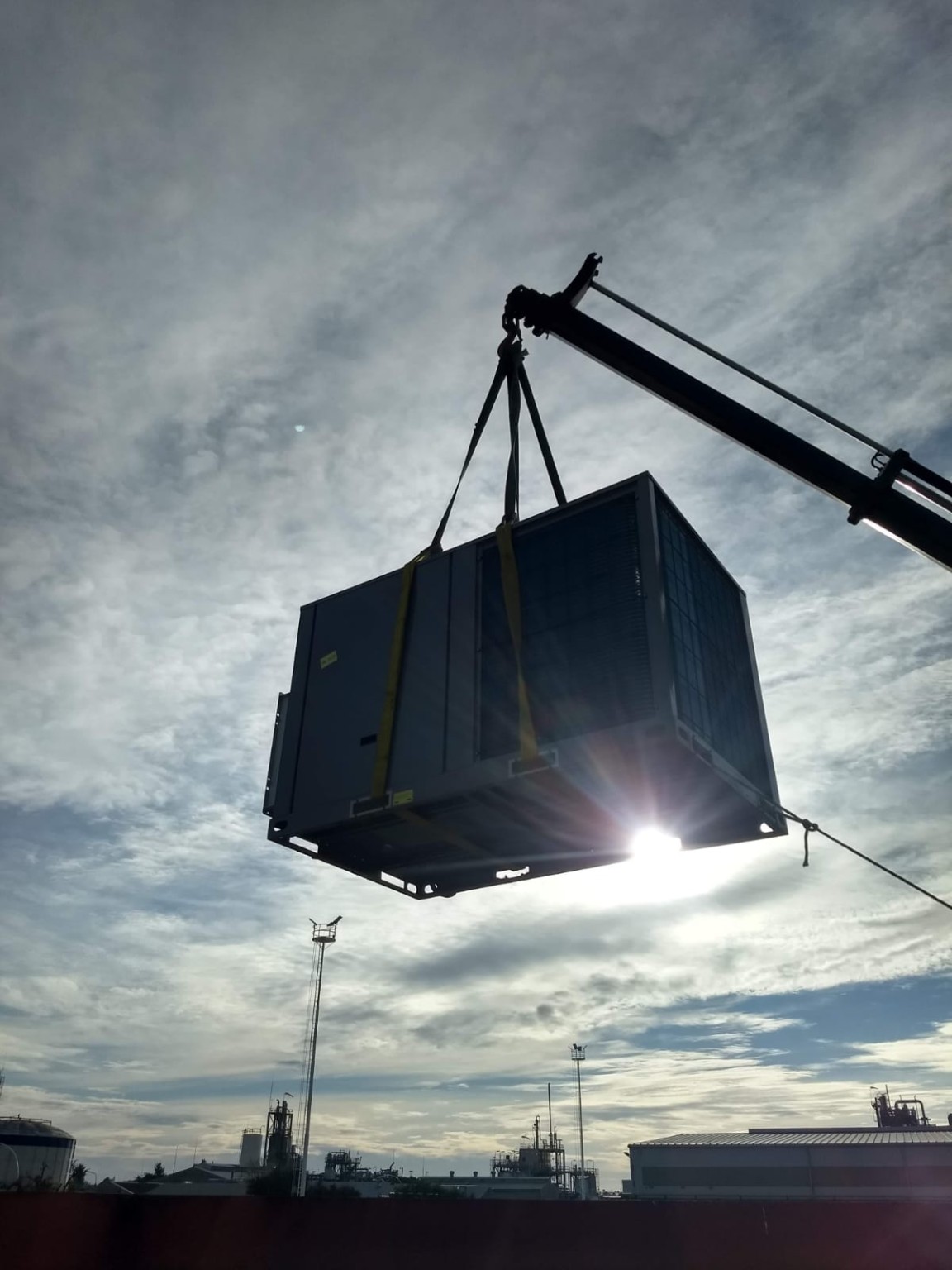 Equipo exterior preparado para instalación